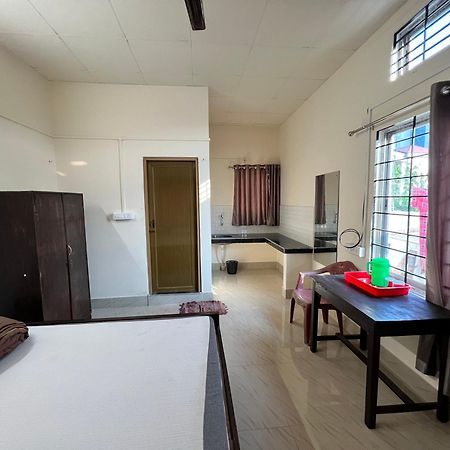Atithya Lodge Guwahati Zewnętrze zdjęcie